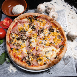 Pizza Prosciutto E Funghi